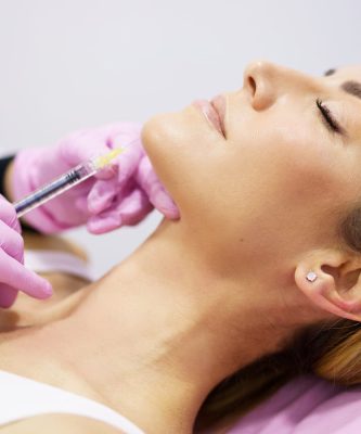 doctor-injecting-hyaluronic-acid-into-the-ching-of-2025-04-02-05-17-55-utc (1) doctor-injecting-hyaluronic-acid-into-the-ching-of-2025-04-02-05-17-55-utc (1)
